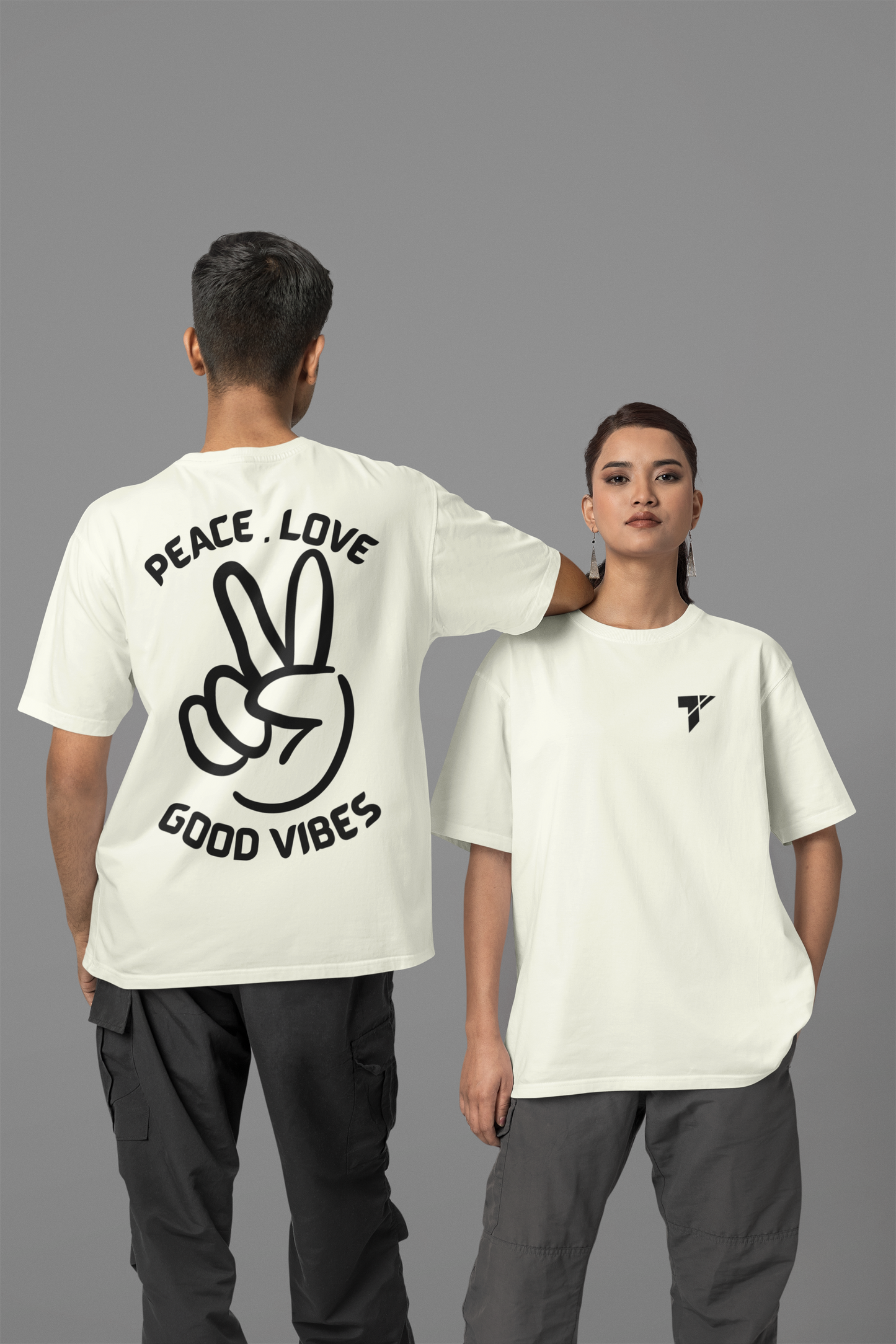 Oversized Printed T-shirt – Peace, Love, & Good Vibes